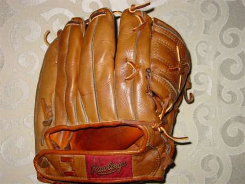 Mickey Mantle Rawlings MM Back